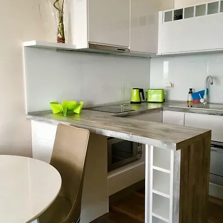 Лазурный Берег Apartment